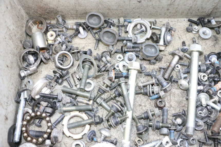 photo de SAC VITI BULLONERIA YAMAHA X-MAX XMAX 125 (2010 - 2013) - Zoom sullo stato d'uso