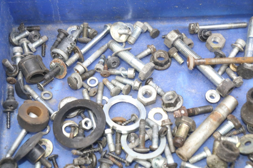 photo de SAC VITI BULLONI PIAGGIO X9 EVOLUTION 250 (2003 - 2007) - Altra angolazione