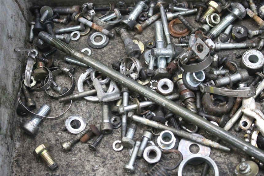 photo de SAC VITI BULLONERIA PIAGGIO X9 EVOLUTION 125 (2003 - 2007) - Zoom sullo stato d'uso