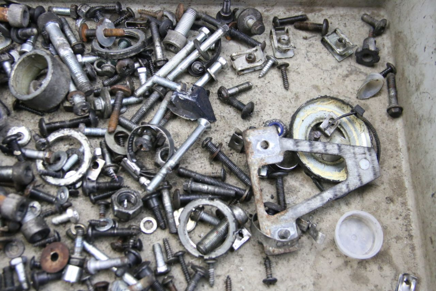 photo de SAC VITI BULLONE PIAGGIO XEVO - X EVO 125 (2007 - 2017) - Dettaglio del componente