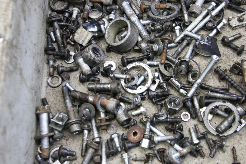 photo de SAC VITI BULLONE PIAGGIO XEVO - X EVO 125 (2007 - 2017) - Zoom sullo stato d'uso