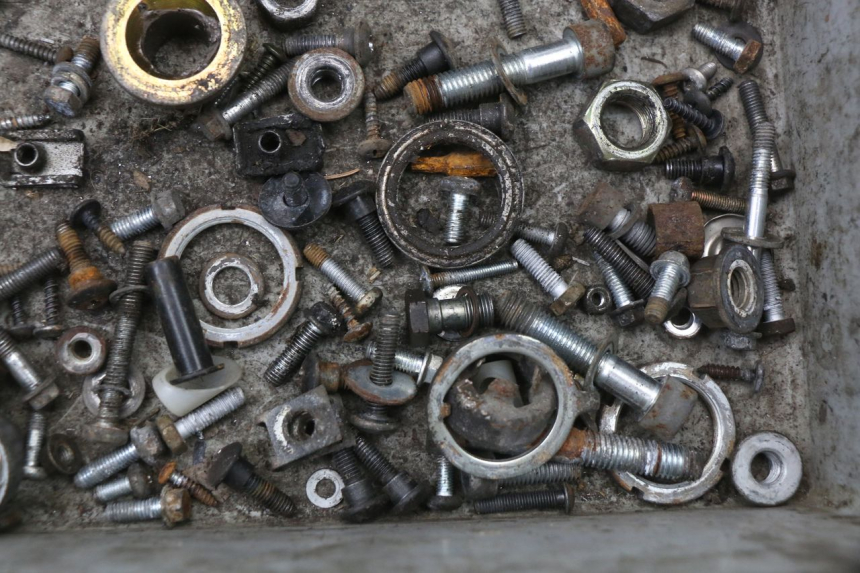 photo de SAC VITI BULLONE PIAGGIO XEVO - X EVO 125 (2007 - 2017) - Primo piano tecnico