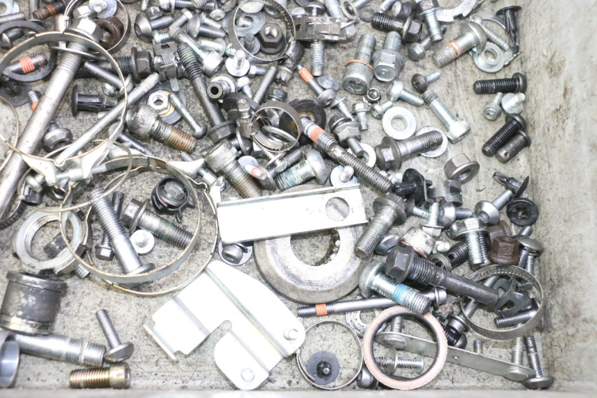 photo de VITI YAMAHA XJ6 ABS 600 (2008 - 2016) - Dettaglio del componente