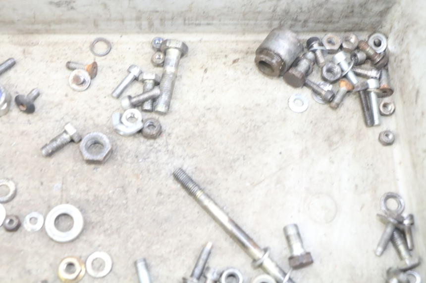 photo de SAC VITI VITE PEUGEOT XP6 50 (1997 - 2003) - Altra angolazione