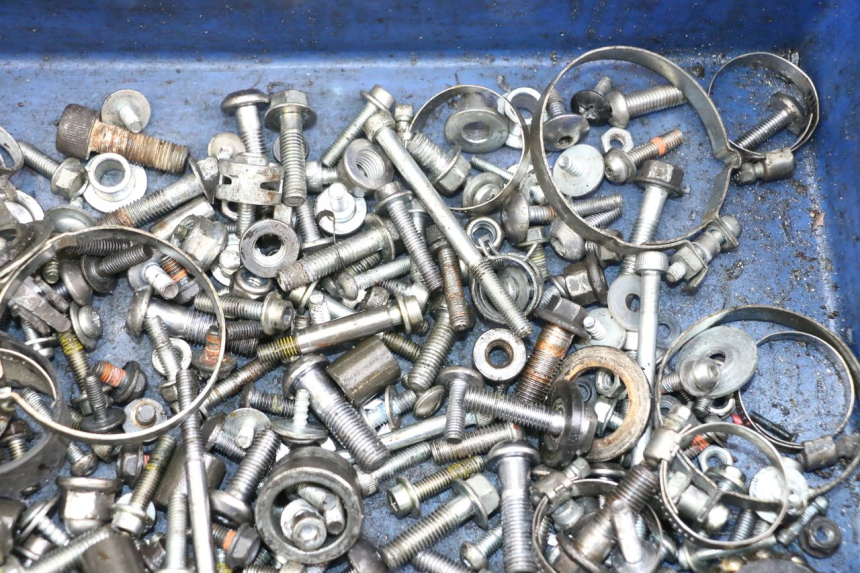 photo de VITI YAMAHA FZ1 FAZER 1000 (2007 - 2009) - Altra angolazione