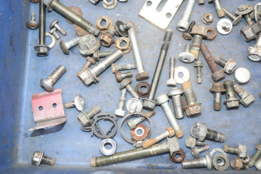 photo de SAC VITI VITE YAMAHA XVS DRAG STAR DRAGSTAR 650 (1997 - 2007) - Altra angolazione