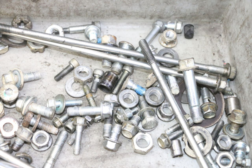 photo de VITI YAMAHA YFM R RAPTOR 250 (2008 - 2014) - Primo piano tecnico