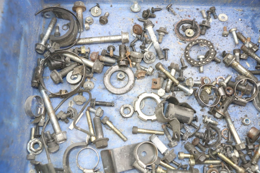 photo de SAC VITI BULLONE YAMAHA YP MAJESTY 125 (2007 - 2010) - Dettaglio del componente