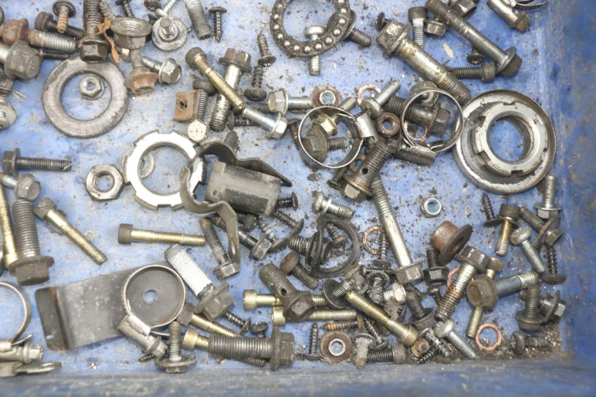 photo de SAC VITI BULLONE YAMAHA YP MAJESTY 125 (2007 - 2010) - Zoom sullo stato d'uso