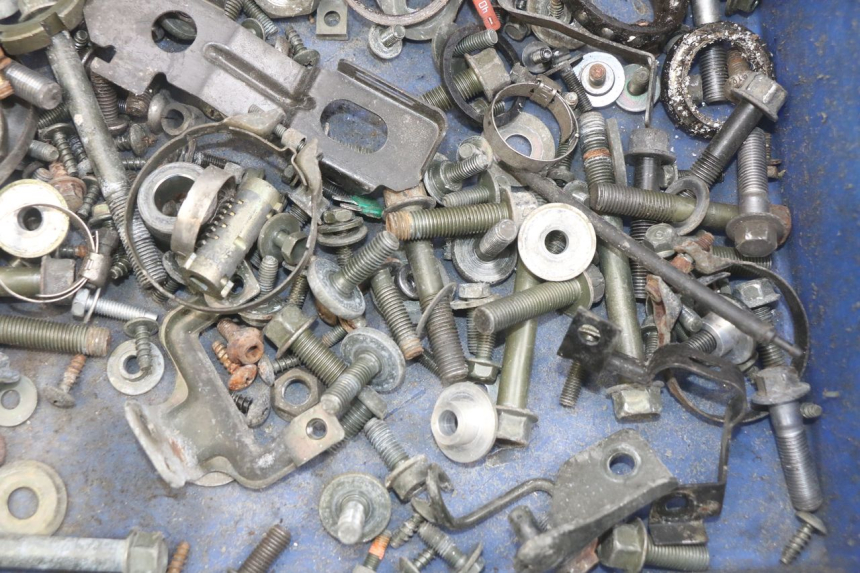 photo de SAC VITI VITE YAMAHA YP MAJESTY 400 (2004 - 2008) - Altra angolazione