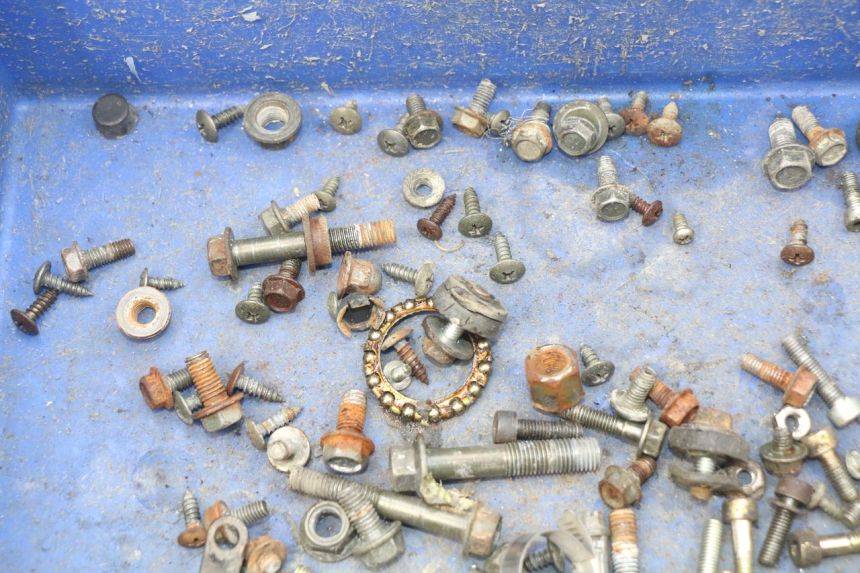 photo de SAC VITI BULLONI YIYING YY50QT-10 50 (2007 - 2022) - Altra angolazione