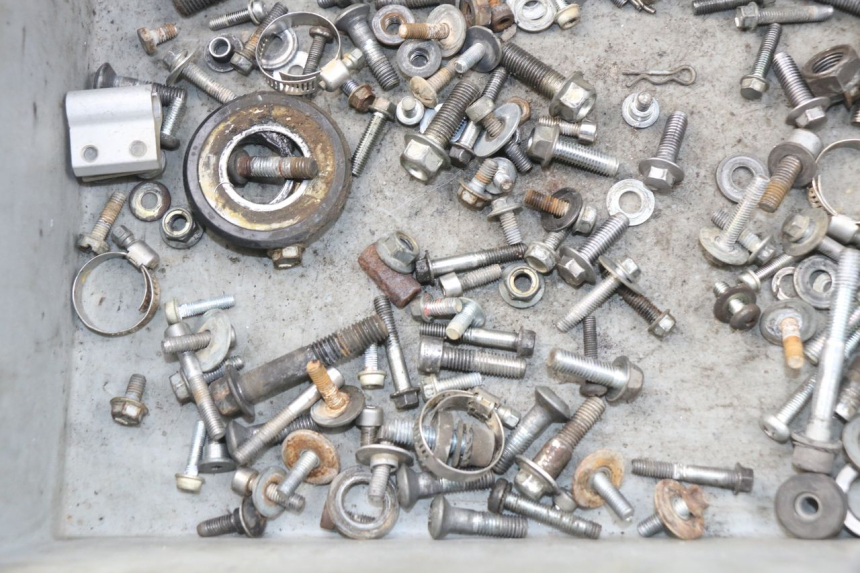 photo de VITI YAMAHA YZ-F YZF 250 (2014 - 2018) - Zoom sullo stato d'uso