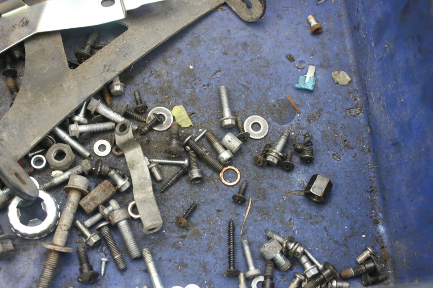 photo de SAC VITI BULLONI PIAGGIO ZIP 4T 50 (2018 - 2020) - Dettaglio del componente