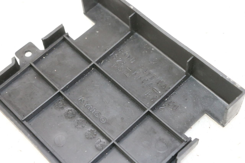 photo de BATTERIA CINGHIA KYMCO GRAND DINK 125 (2008 - 2014) - Zoom sullo stato d'uso