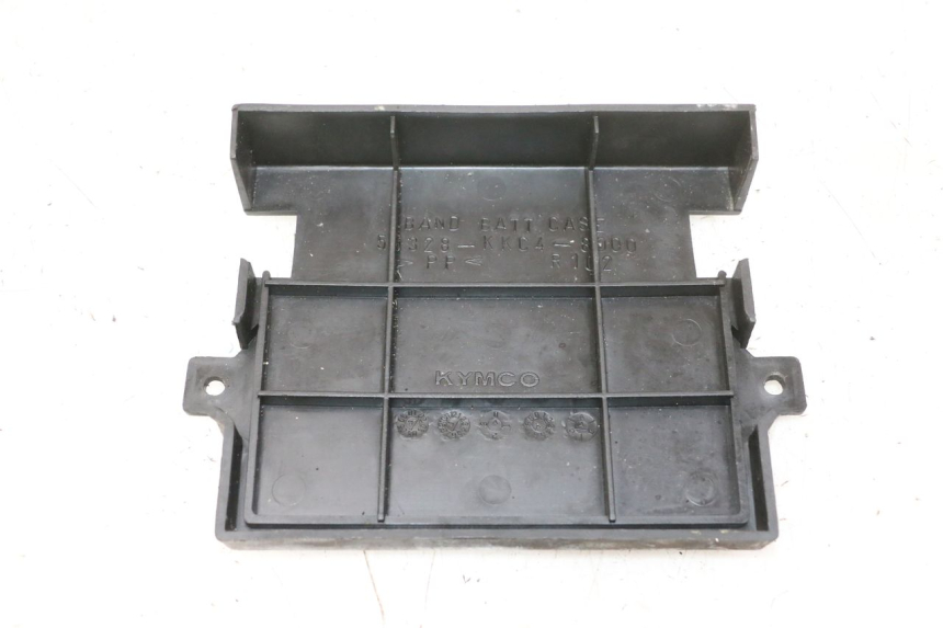 photo de BATTERIA CINGHIA KYMCO GRAND DINK 125 (2008 - 2014) - Altra angolazione