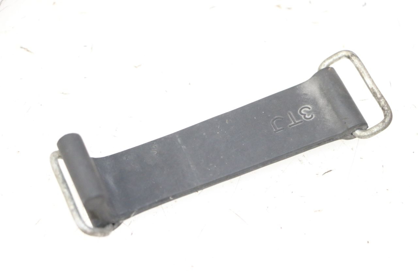 photo de CINGHIA KIT UTENSILI YAMAHA FZ6 FAZER S2 600 (2007 - 2011) - Vista principale