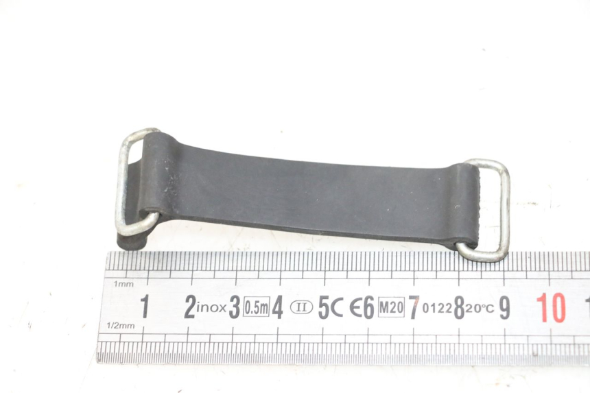 photo de CINGHIA KIT UTENSILI YAMAHA FZ6 FAZER S2 600 (2007 - 2011) - Dettaglio del componente