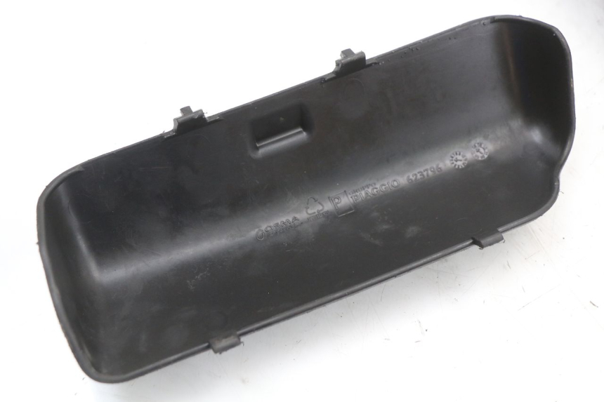 photo de CINGHIA KIT UTENSILI PIAGGIO MP3 LT 400 (2007 - 2012) - Zoom sullo stato d'uso