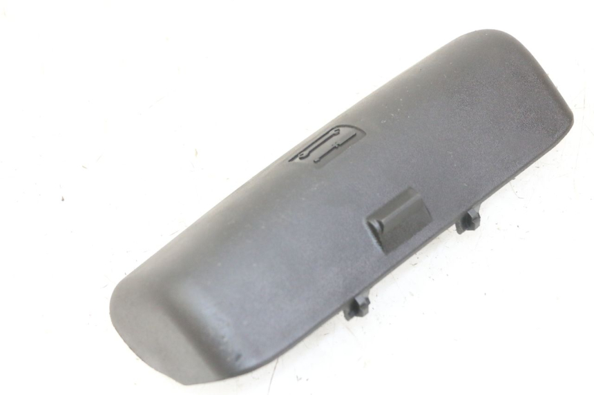 photo de CINGHIA KIT UTENSILI PIAGGIO MP3 LT 300 (2010 - 2016) - Dettaglio del componente