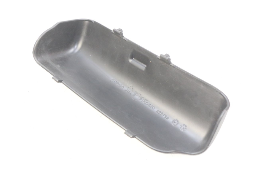 photo de CINGHIA KIT UTENSILI PIAGGIO MP3 500 (2011 - 2015) - Dettaglio del componente