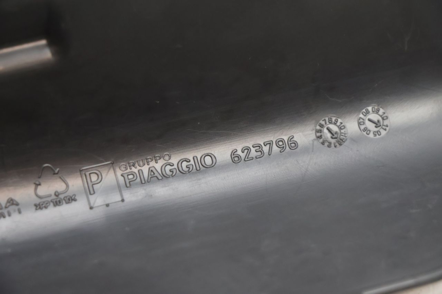 photo de CINGHIA KIT UTENSILI PIAGGIO MP3 500 (2011 - 2015) - Vista d'insieme del prodotto