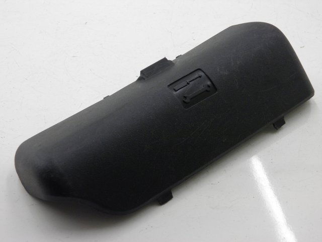 photo de CINGHIA KIT UTENSILI PIAGGIO MP3 125 (2006 - 2014) - Vista principale