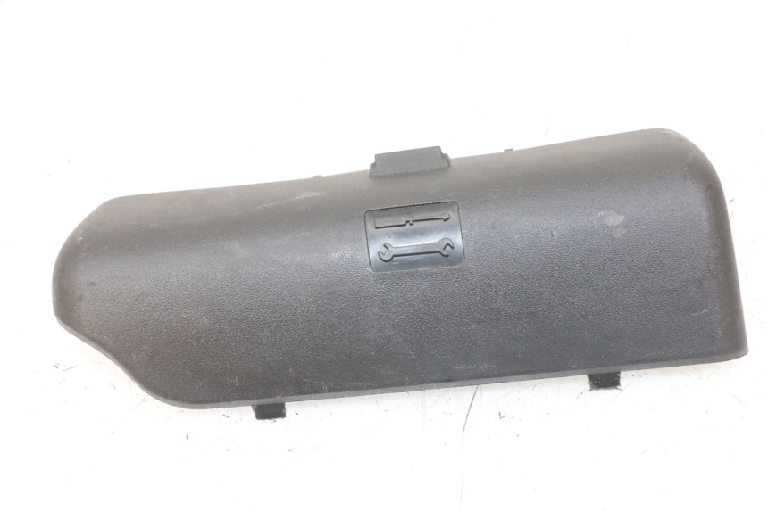 photo de CINGHIA KIT UTENSILI PIAGGIO MP3 LT 400 (2007 - 2012) - Vista principale