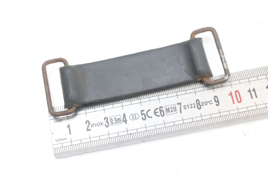 photo de CINGHIA KIT UTENSILI HONDA TRX 300 (1988 - 2000) - Zoom sullo stato d'uso