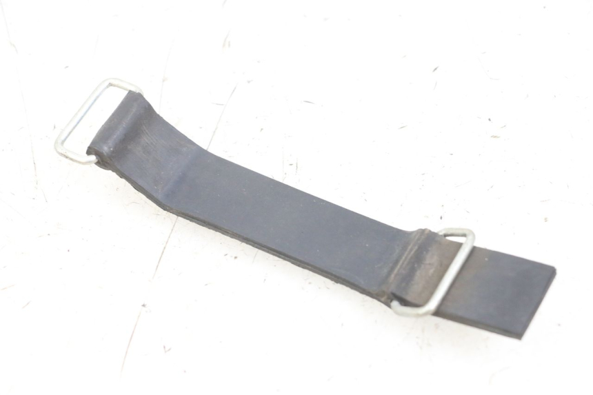 photo de CINGHIA KIT UTENSILI KAWASAKI VERSYS ABS 650 (2015 - 2018) - Zoom sullo stato d'uso