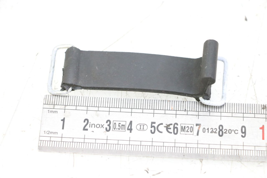 photo de CINGHIA KIT UTENSILI YAMAHA XMAX X-MAX 125 (2006 - 2009) - Zoom sullo stato d'uso