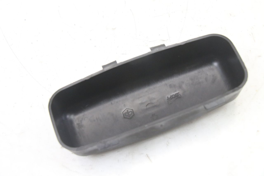 photo de CINGHIA KIT UTENSILI PIAGGIO XEVO - X EVO 125 (2007 - 2017) - Primo piano tecnico