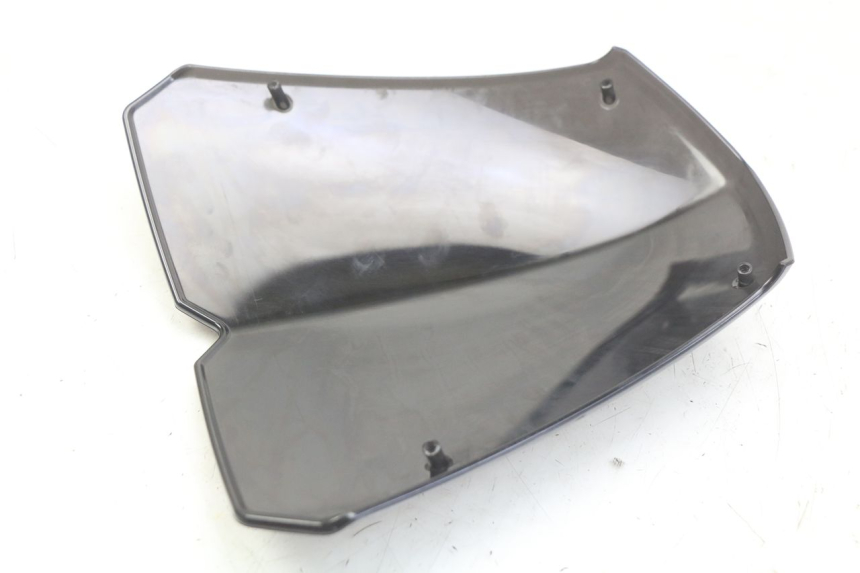 photo de PARABREZZA PEUGEOT KISBEE 2T 50 (2010 - 2017) - Dettaglio del componente