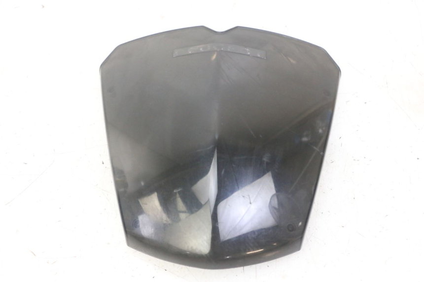 photo de PARABREZZA PEUGEOT KISBEE 4T 50 (2018 - 2022) - Dettagli dei punti di fissaggio