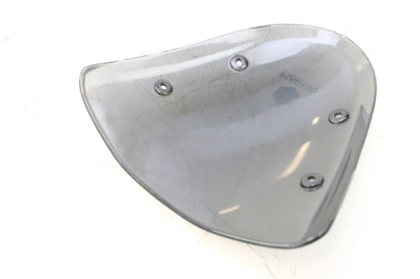 photo de CUPOLINO PIAGGIO TYPHOON 50 (2000 - 2009) - Stato della superficie e materiale