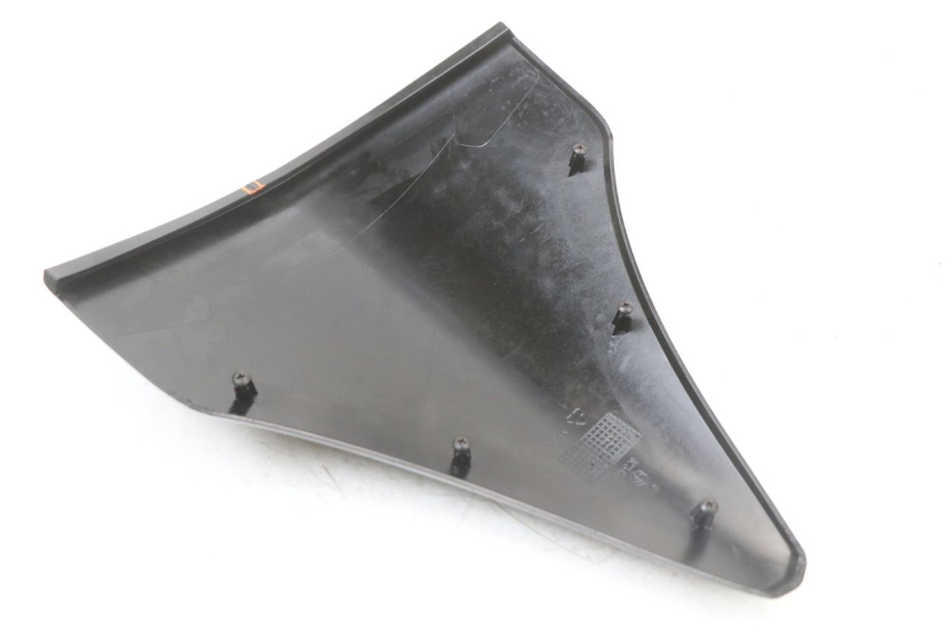 photo de PARABREZZA PIAGGIO X10 125 (2012 - 2017) - Dettagli dei punti di fissaggio