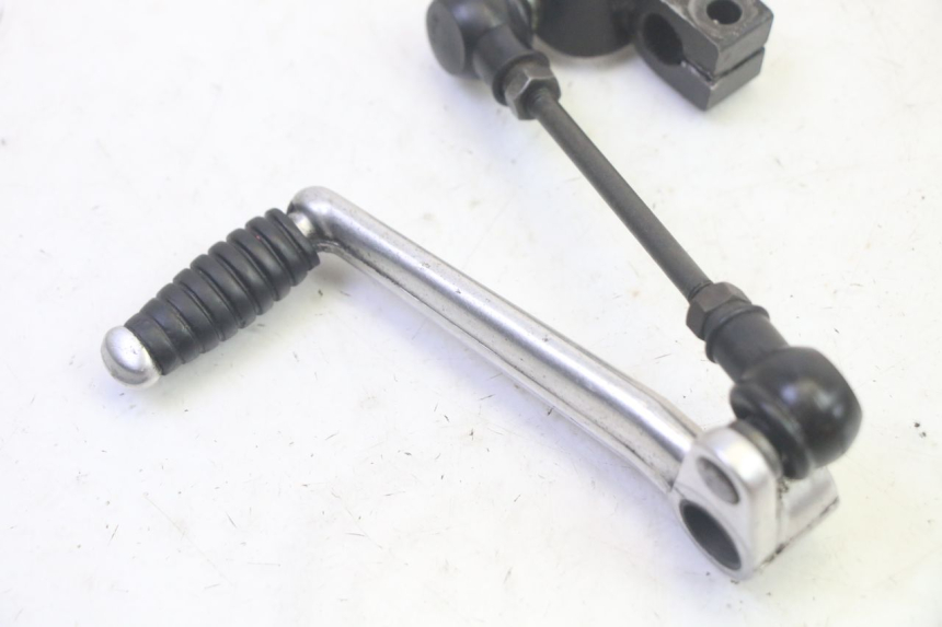 photo de LEVA CAMBIO KAWASAKI GPZ RX 1000 (1986 - 1988) - Zoom sullo stato d'uso