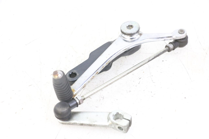 photo de LEVA CAMBIO SUZUKI GSX F GSXF 650 (2007 - 2015) - Dettagli dei punti di fissaggio