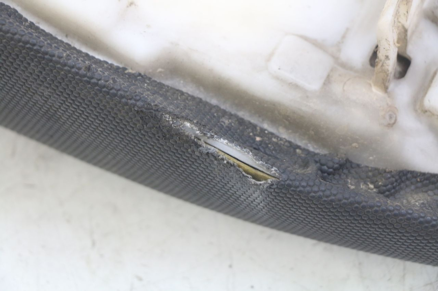 photo de SELLE ORION AGB37 CRF1 DIRT BIKE 125 (2013 - 2021) - Dettagli dei punti di fissaggio