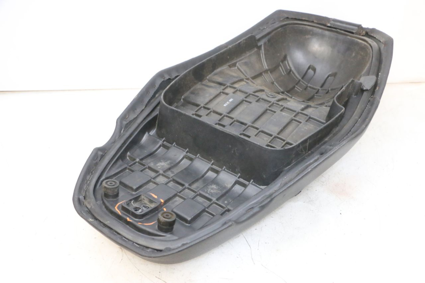 photo de SELLE KYMCO AGILITY 16+ 4T 50 (2018 - 2023) - Caratteristiche distintive