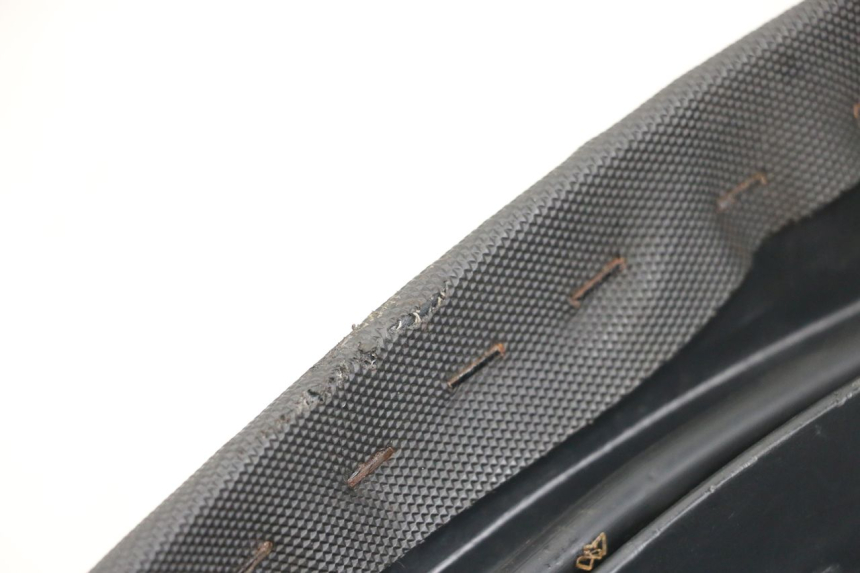 photo de SELLE KYMCO AGILITY 4T 50 (2018 - 2022) - Stato della superficie e materiale