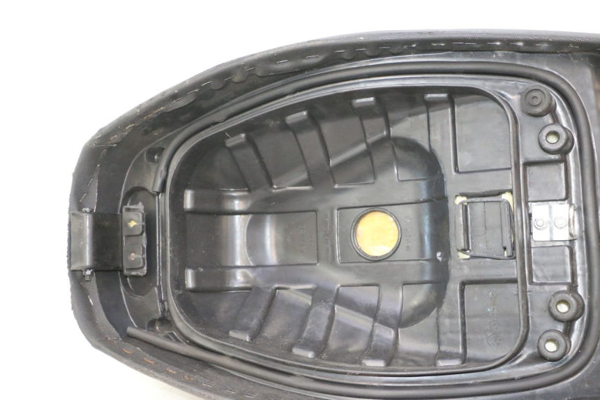 photo de SELLE KYMCO AGILITY 4T 50 (2018 - 2022) - Primo piano ad alta risoluzione