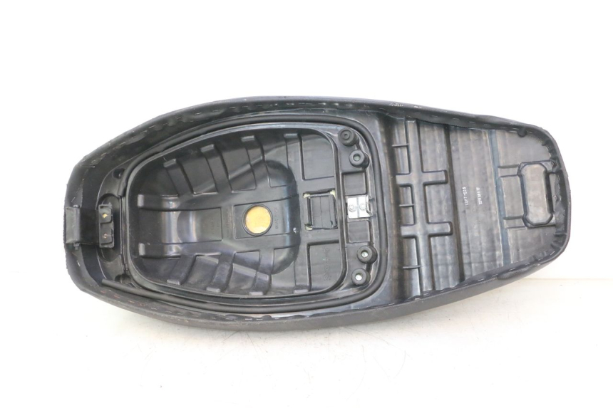 photo de SELLE KYMCO AGILITY 4T 50 (2018 - 2022) - Angolazione alternativa