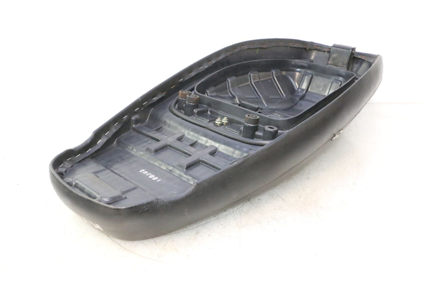 photo de SELLE KYMCO AGILITY 4T 50 (2018 - 2022) - Caratteristiche distintive