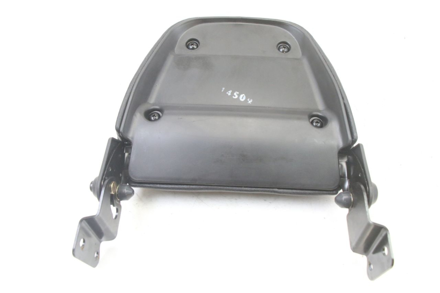 photo de SELLE POSTERIORE KYMCO AGILITY 4T 50 (2005 - 2018) - Dettagli dei punti di fissaggio