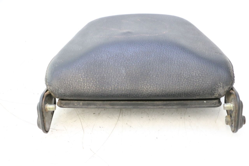 photo de SELLE POSTERIORE KYMCO AGILITY 4T 50 (2005 - 2018) - Dettagli dei punti di fissaggio