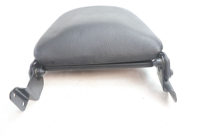 photo de SELLE POSTERIORE KYMCO AGILITY 4T 50 (2005 - 2018) - Dettagli dei punti di fissaggio