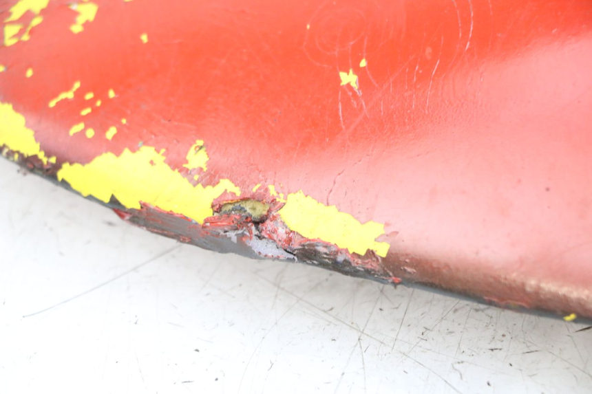 photo de SELLA POSTERIORE APRILIA RS 50 (1999 - 2005) - Dettagli dei punti di fissaggio