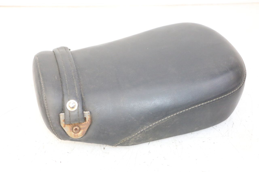 photo de SELLA POSTERIORE HYOSUNG GV AQUILA 125 (2000 - 2009) - Ricambio usato controllato