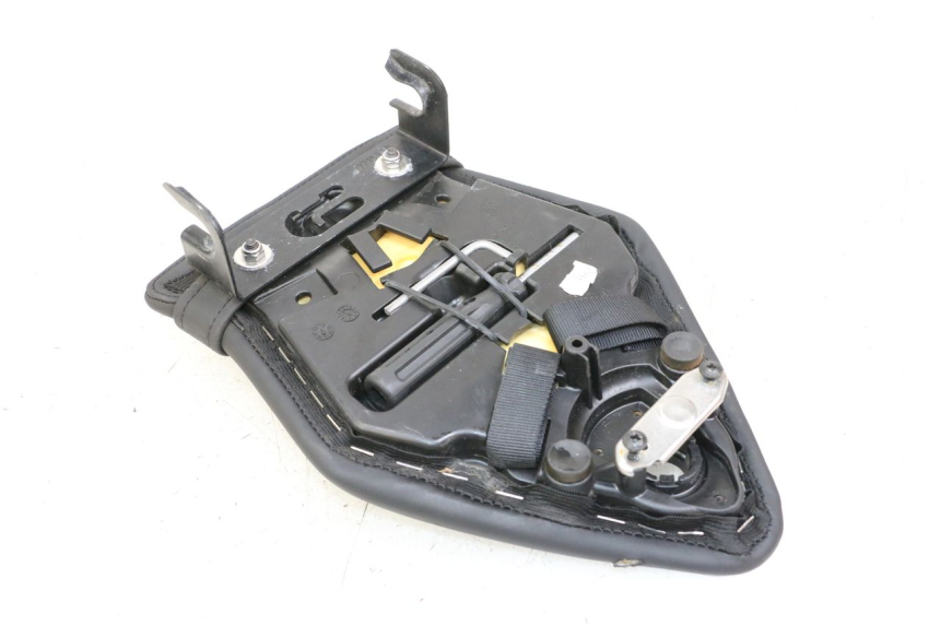 photo de SELLA POSTERIORE BMW S RR ABS S1000RR 1000 (2015 - 2018) - Altra angolazione