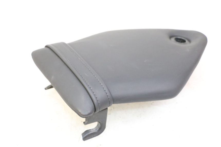 photo de SELLA POSTERIORE BMW S RR ABS S1000RR 1000 (2015 - 2018) - Dettagli dei punti di fissaggio